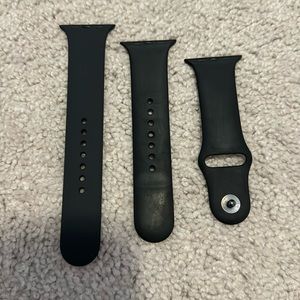 GUC Apple Watch 44mm black sports band with S/M and M/L band sizes.